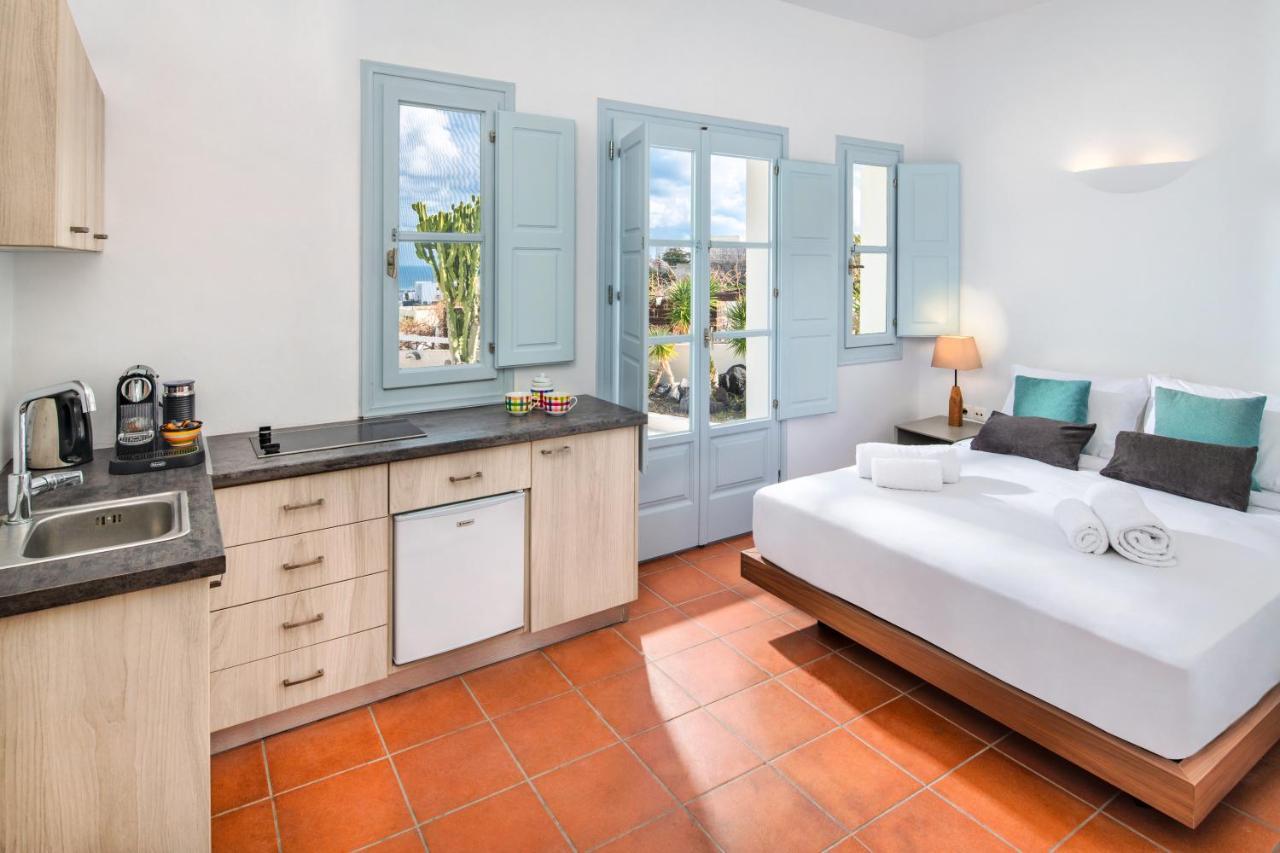 Vila Indigo Luxury Mansion Karterados  Exteriér fotografie